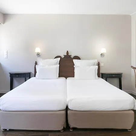 Hotel De L'europe By Happyculture 4*