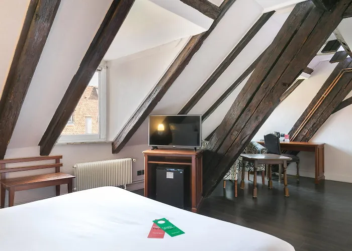 De L'europe By Happyculture 4* Strasbourg