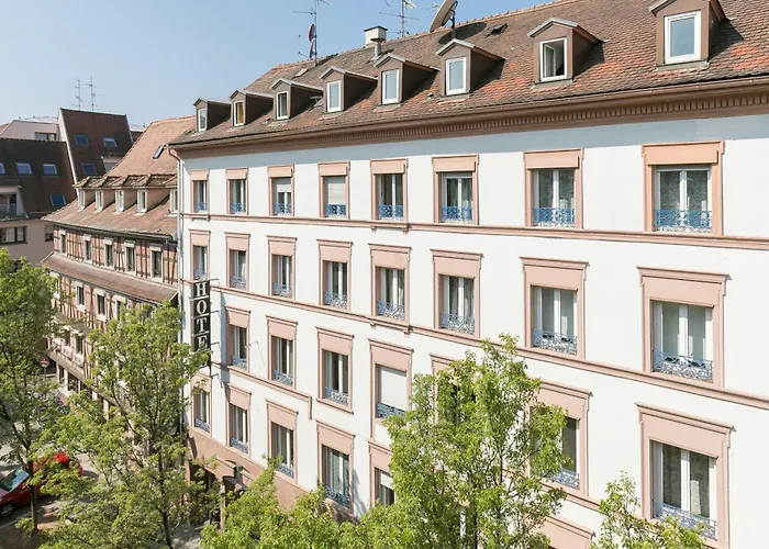 Hotel De L'europe By Happyculture 4*