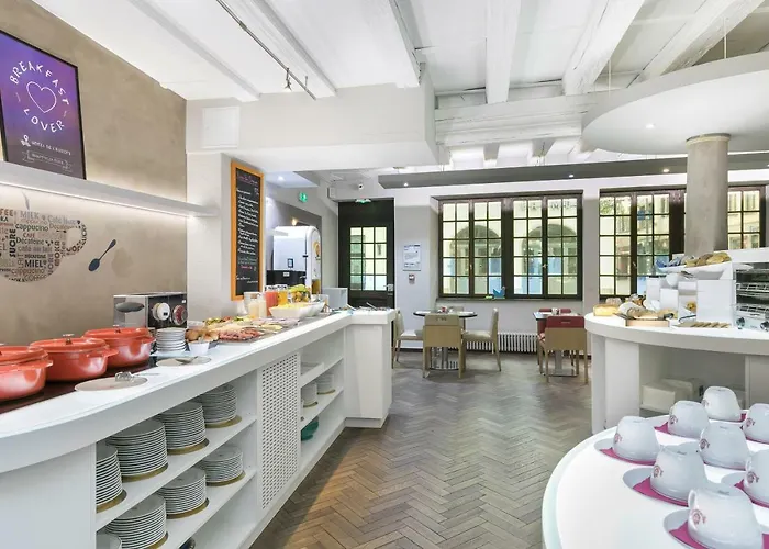 Hotel De L'europe By Happyculture 4*